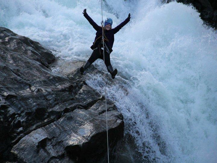 1.2.3 STADUTVIKLING OG TILRETTELEGGING Tilrettelegging for Zip-line i nasjonalparklandsbyen Tilrettelegging av stig frå parkeringsplassen ved Fjellmuseet ned til start platting for Zip-line /