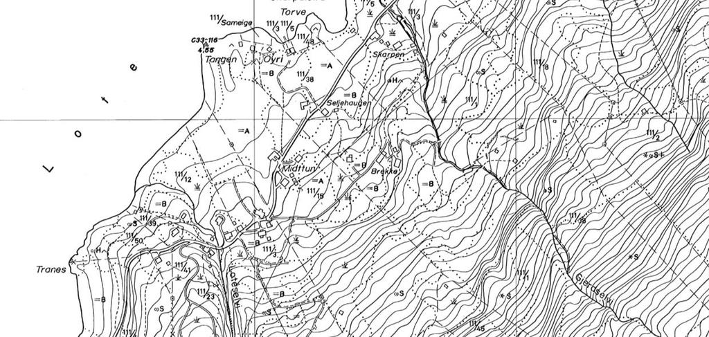 figur 60). Det er tilnærmet lik målestokk til jordskiftekartet som var 1: 4 000, og dette var detaljert nok til at jeg kunne sammenligne med jordskiftekartet og sette navn på sistnevnte.