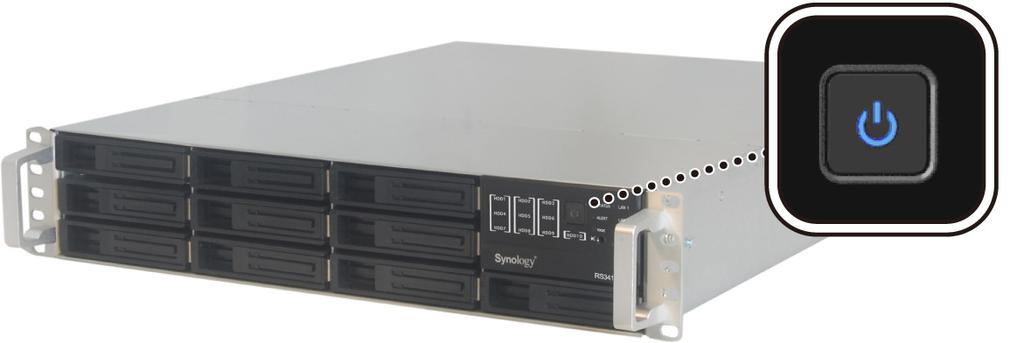 2 Bruk LAN-kabelen til å koble RackStation til svitsjen/ruteren/huben.