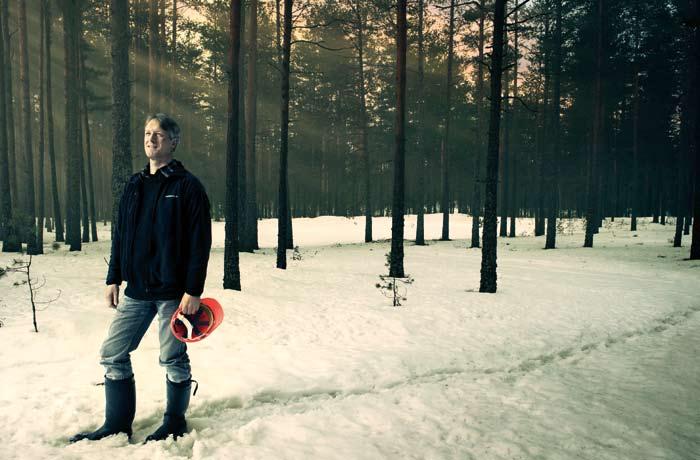 STYRETS ÅRSBERETNING Geir Oma, senioringeniør i Nettkonsult, fotografert på Evje. som støtter prinsippene i FNs menneskerettighetserklæring og ILO-konvensjonen.