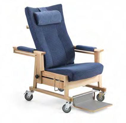 Bo hvilestol med skyvehåndtak, skyvbar armlen hjul og fotbrett J Bo vilfåtölj med skjuthandtag, reglerbar armstöd, hjul og fotbrett Bo high back chair with push handle, adjustable armrest, wheel and