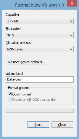 Formatering Formatering = Klargjør partisjonen / volumet til bruk for operativsystemet Bygger et nytt tomt filsystem på partisjonen / volumet Bestemmer filsystemets klyngestørrelse (cluster size /