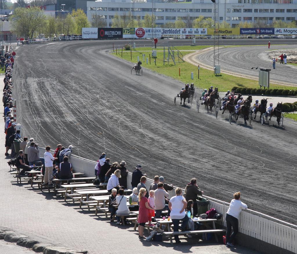 HESTENS DAG PÅ ORUS TRAVBANE Lørdag 13.