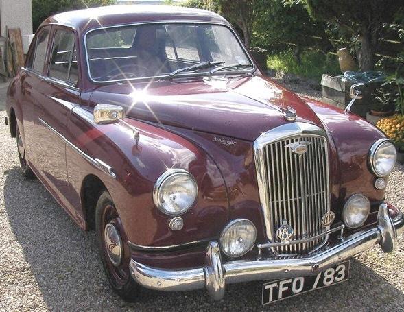 Som han sa, var bilen en god konkurrent mot TR3! Det ble produsert ca. 3650 Sports modeller mellom 1950 og 1952 og rundt 700 eksisterer fortsatt i Storbritannia.