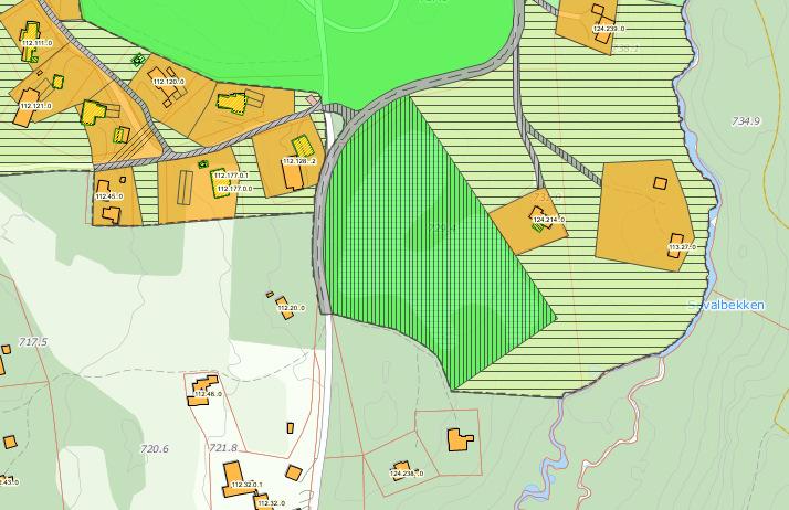 Sak 132/14 Hytter som kan merke trafikk til området. Område for lagerbygg er foreslått med en utstrekning som dette grønnrutete området. Det kan bety utfordringer for utsikten for denne tomten.