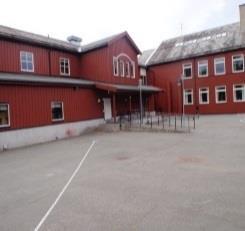 HALSEN BARNESKOLE Energiforbruk 2016 Endring fra 2015 Vannforbruk 2016 Endring fra 2015 840 137 kwh -8 200 kwh 1 169 m 3 +17 m 3 Energimerke Areal Byggeår Renovering, nybygg og påbygg E 6 554 m 2