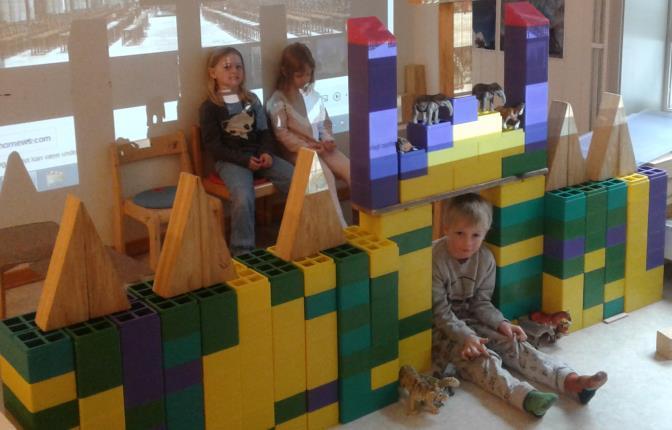 Bygg/konstruksjon Vi har presentert barna for norske byggverk som, Nidarosdomen,