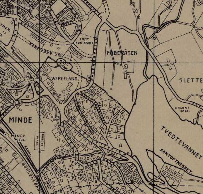 Utsnitt av kart over Bergen fra 1943 Utsnittet viser at fra 1927 til 1943 blir Wergeland forvandlet til et senterområde. Men fremdeles er det villabebyggelsen som dominerer området.