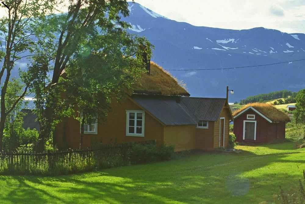 Og kultur! Aktivt og sosialt Skihytta, Lyngseidet Bygdeutvalg, grendelag og velforeninger Lyngen er kjent for sine levende bygder.