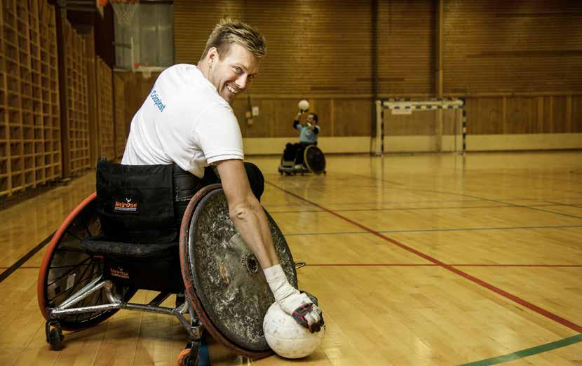 Jeg er glad jeg kan være så aktiv etter ulykken. Nå er rullestolrugby en viktig del av livet mitt sier Lars Ivar Eilerås.