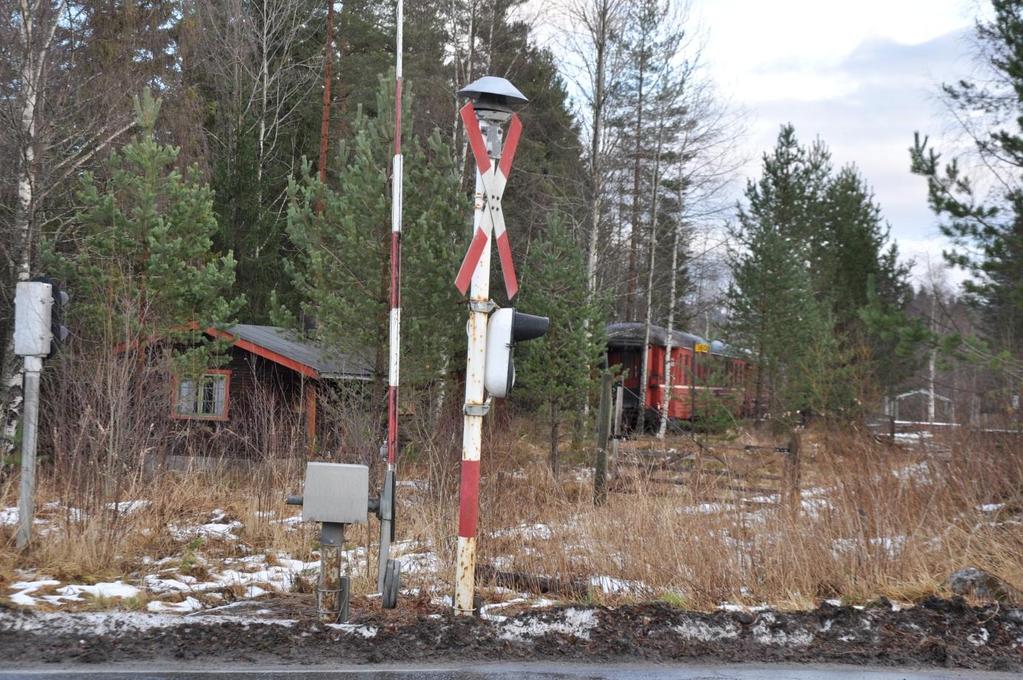 Natur/landskapstrekk Bevokst jernbanestrekningen fra overgangen og østover (adkomst fra nord)