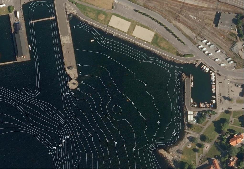 Side 6 Figur 2. Mottatt underlag med bunnkoter som antas å referere til sjøkartnull 2.2 Grunnforhold Kvartærgeologisk kart fra NGU.