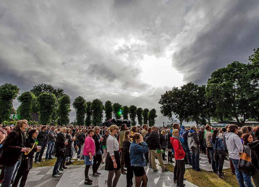 5 Å JOBBE MED FRIVILLIGE Foto: Jarle H. Moe Store arrangementer og midlertidige organisasjoner er ofte i stor grad avhengig av frivillig innsats for å dekke inn alt arbeidsbehov.