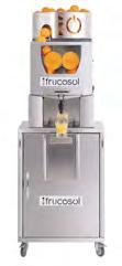 FRUCOSOL F COMPACT FRUCOSOL F 50 Kapasitet IM (mm) Kapasitet IM (mm) 10-12 enheter/min 290x360x725 NÅ: 14200,- Veil 21895,- Kompakt juicemaskin som tar liten plass. Stor kapasitet.