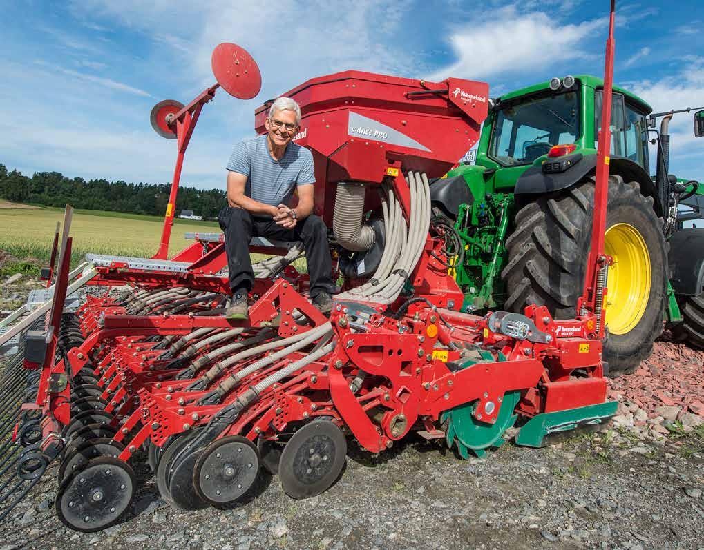 Kverneland s-drill The s-drill is available in working widths of 3.0, 3.5 and 4.0 m with a hopper capacity of 1,500 l. It is a high-performance machine for large farms and estates.
