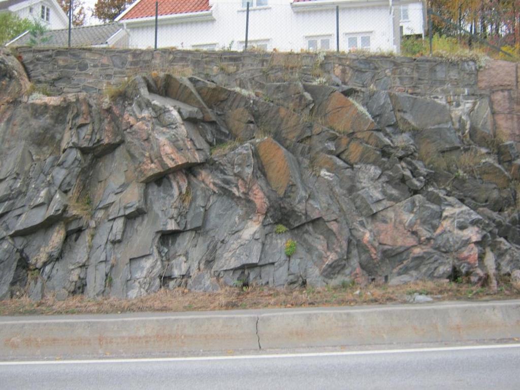 12 GEOLOGISK VURDERING RAPPORT MULTIKONSULT - TREDJEPARTSKONTROLL Figur 4: