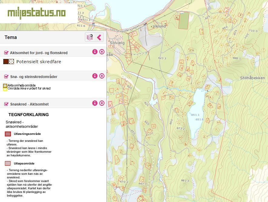 Tomtene ligger i bjørkeskog og med terreng uten store høydeforskjeller. Solforhold og utsikt vil derfor være gode for alle tomter. Området er ikke utsatt for trafikkstøy.