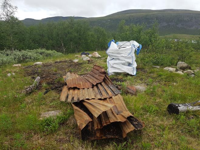 SJEKK AV FORSØPLING PÅ LEIRPLASSER HAVGAJAVRI Leirplasser for isfiske langs Havgjajavri i Stordalen (Altevatnet) ble befart onsdag 6. juli.