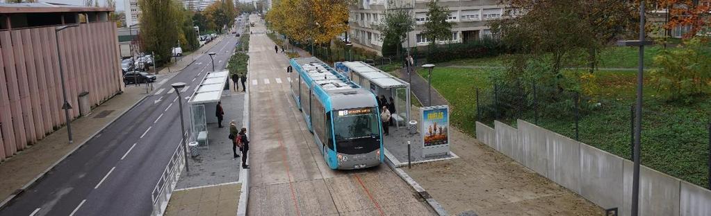 som byttepunkter og knutepunkt. Superbuss Superbuss er et begrep som beskriver bussystemer som er etablert mest mulig på samme måte som høykvalitets baneløsninger.