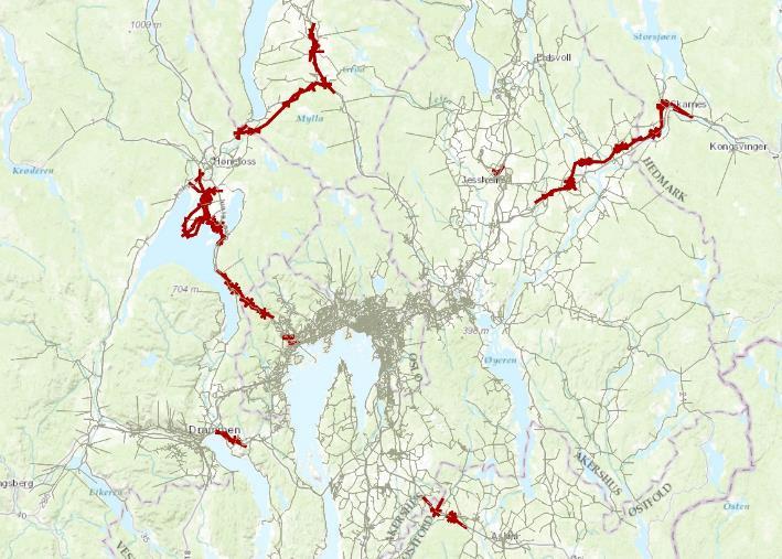 Figur 6 Veiprosjekter i ytterkant av modellen som har høy prioritet i grunnlagsdokumentet til NTP 2018-2029. Kollektivprosjekter/jernbaneprosjekter: Follobanen. Ringeriksbanen.