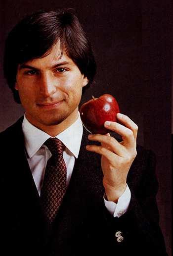 Macintosh-prosjektet internt i Apple Jobs hadde en impulsiv lederstil og et dominerende ego Raskin prøvde å opponere, men ble skviset