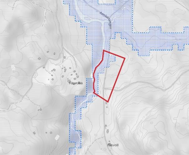 5.1 JORD- OG FLAUMSKRED Risikoen for flaum i planområdet er svært liten. Det er minst 10 meter høgdeskilnad frå område sett av til byggjeformål (fritidsbustader) og ned til elv.