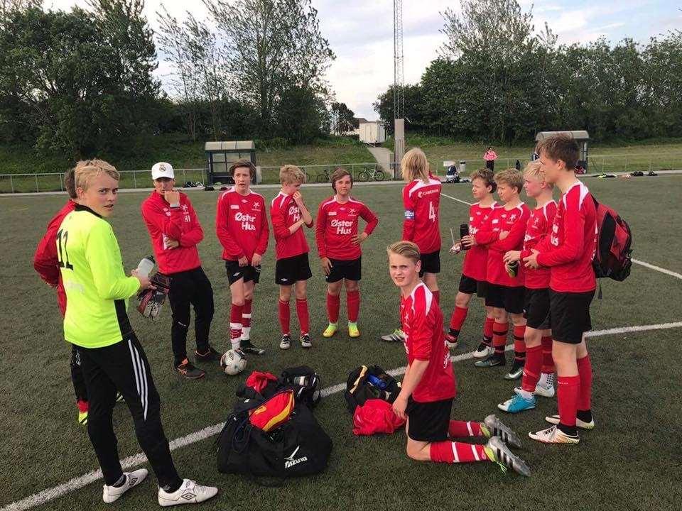 Vidar2-Mastra (1-): En vanvittig innsats sikret viktige poeng. Mastra-Sif (-): Mastra vant tilslutt komfortabelt mot ett SIF lag som var tippet i toppen før sesongen.