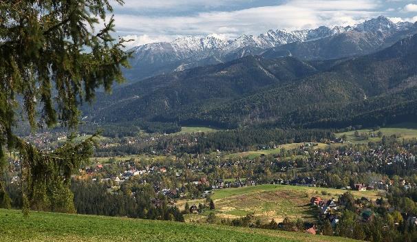 Fredag 27.april Til Zakopane (F,L,M) Etter frokost sjekker vi ut fra hotellet. Vi skal i dag forflytte oss til fjellene sør for Krakow.