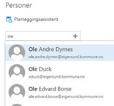 Legg til deltakerne du ønsker å invitere til møte ved bruk av feltet «Legg til personer» til høyre i vinduet.