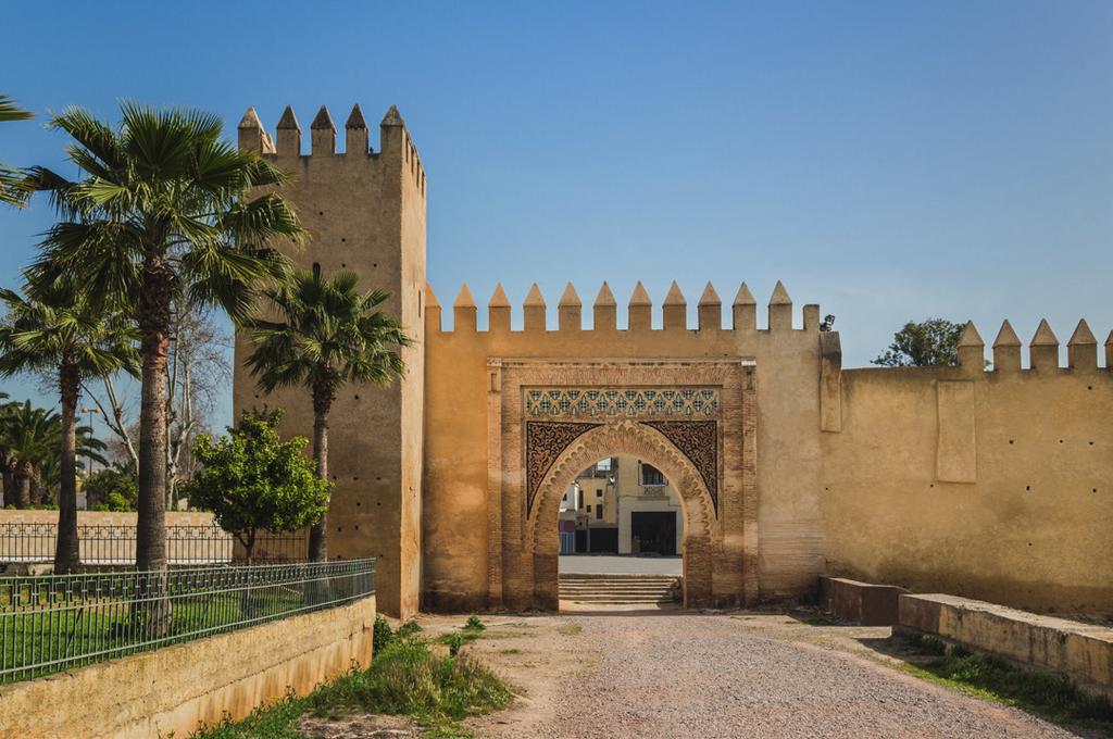 Dagsprogram Afrika, og 75% av Marokkos handel med utlandet går gjennom her. Vi besøker den eldste bydelen Anfa og spaserer langs den vakre strandpromenaden Ain Diab.