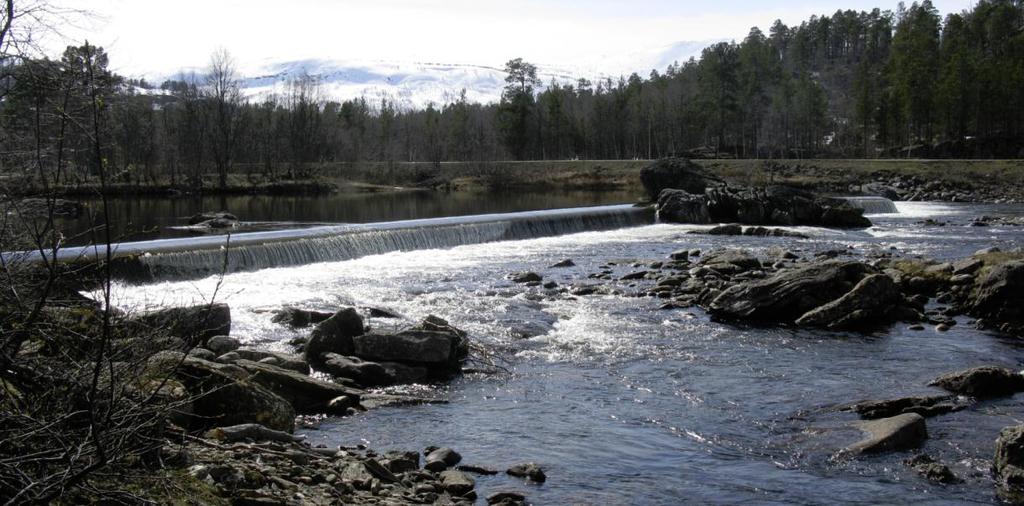 5.1.1 Nedstrøms inntaket i Ranaelva (punkt 1) Hjartås kraftverk - Konsekvensutredning - Hydrologi Disse forutsetninger gir følgende resultater rett nedstrøms inntaket (punkt 1 i Figur 21): I snitt