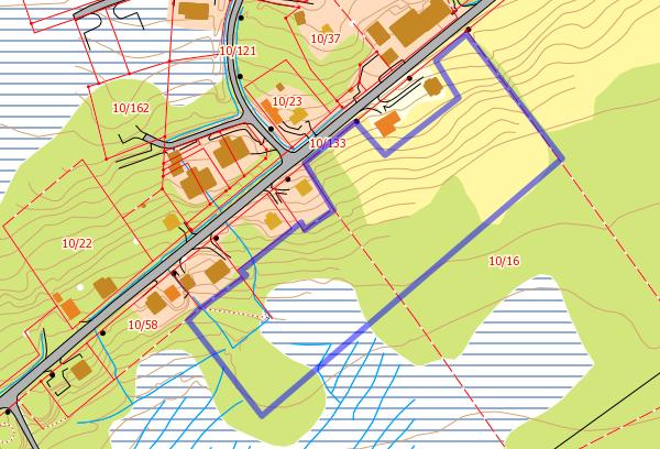 B-10 Innspill fra: Gjemnes kommune/norconsult Område: Gjemnes gnr 10 bnr 1 og 16, ca. 19 dekar. Foreslått formål: Boliger. Dagens formål: dels LNF, dels tidl. regulert ny FV665.