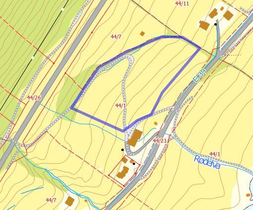 B-2 Innspill fra: Trond Skar, gnr 44 bnr 1 Område: Rød, ca. 20 daa. Kan utvides mot sør forutsatt utsjekk av jord-/flomskred Foreslått formål: Boliger Landbruk Nedbygging av 20 da fulldyrka jord.