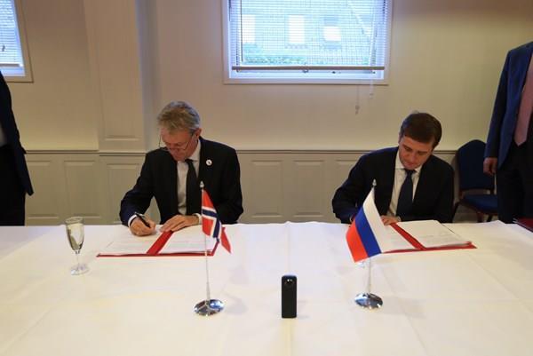 RUSSLAND Forvaltning av fiskeressursene i Barentshavet Norsk-russisk kvoteavtale for 2018 Signert 12.