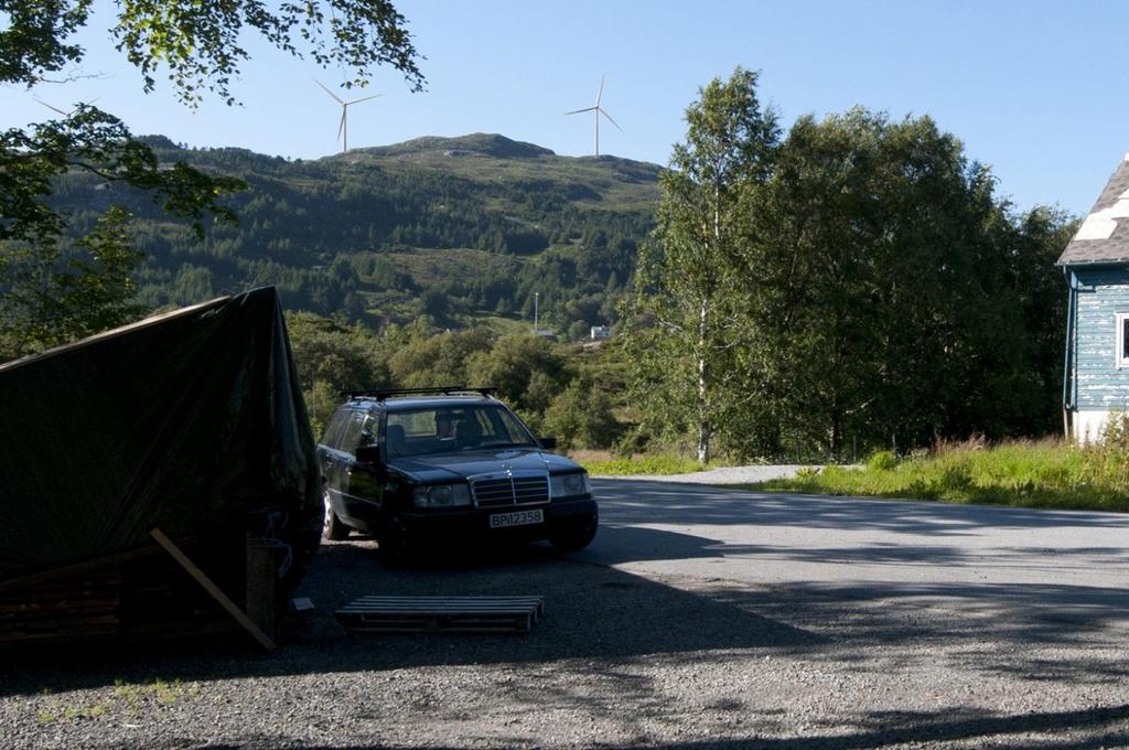 Figur 7-5 Visualisering fra adkomstområdet til Vågsberget 9. Holvik Verdi: Liten Avstand til turbiner: > 1,5-3 km Synlige turbiner: 0 Ingen turbiner vil være synlig fra Holvik.