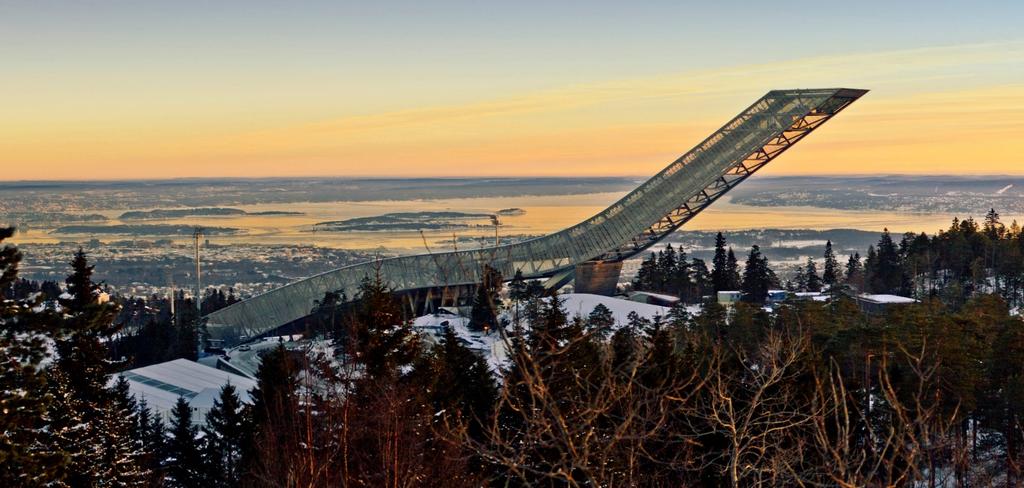 HOLMENKOLLEN NASJONALANLEGG ET