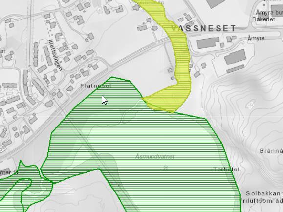 Åsmundvatnet hører til vassdrag med vandrende laksefisk.