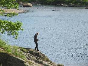 Liten Middels Stor ------------------- ---------------- ---------------- Verdivurdering delområde 7: Middels til stor verdi 8 Lygna (boligområder, friluftsområder, veg og stinett for gående og