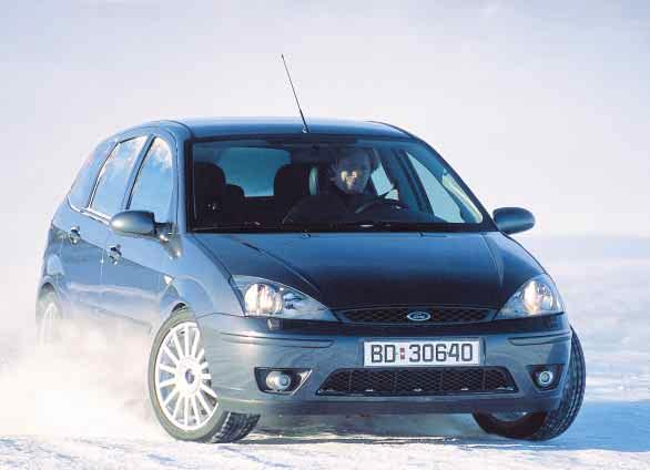 30 Bil mars 2003 Fordmotor slitr ikk akkurat i bakk,m på høy turtall har d ikk samm lu lyd som Alfas motor. Udr akslrasjosmålig opplvr jg lydbild i d to som vldig forskjllig.