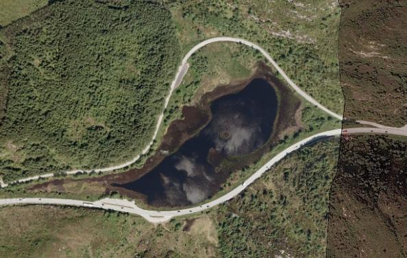 Figur 22. Veganlegg (E134) ligger tett inntil hele sørsiden av Toskatjern. Stemtjern Stemtjern er drikkevannkilde.