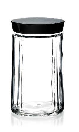Oppbevaringsglass er funksjonell og stilfull oppbevaring av alt fra mel til nøtter.