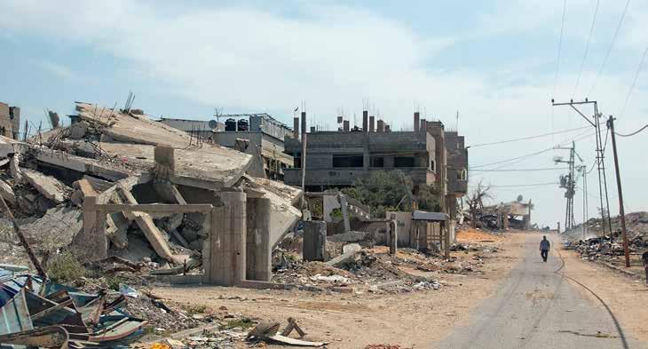 FAGFORBUNDETS AMBASSADØRKORPS I GAZA NOVEMBER 2014, MAI 2015 OG MARS 2017 Et flerstemt korps Samarbeidet mellom Fagforbundet og Norsk Folkehjelp er tredelt: Økt engasjement gjennom forbundets