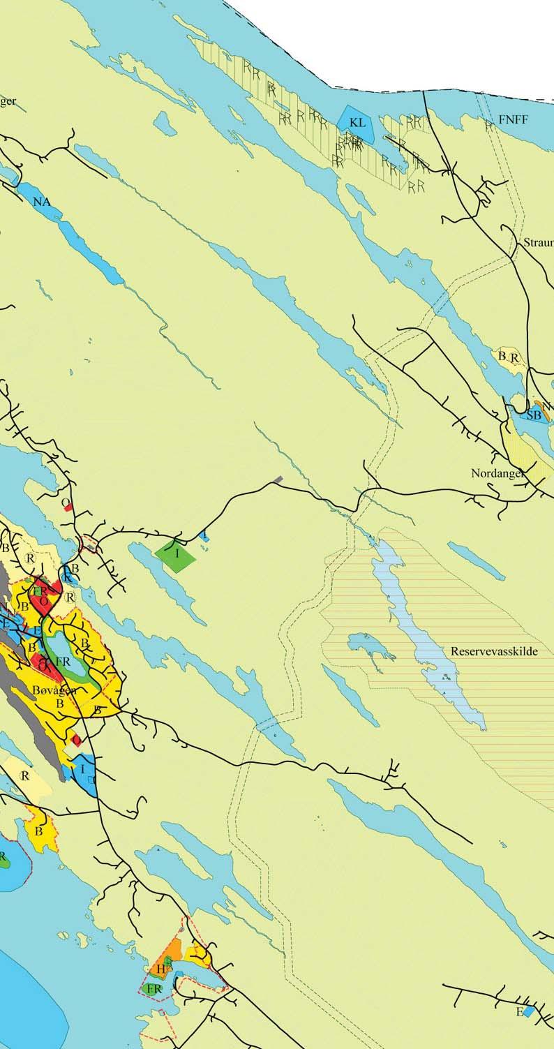 Mellom de to industrikonsentrasjonene ligger Eide og Harkestad, som i kommuneplanen fremstår som et sentrumsutviklingsområde, der det er legges ut til flere boligfelt, samt et nytt oppvekstsenter med