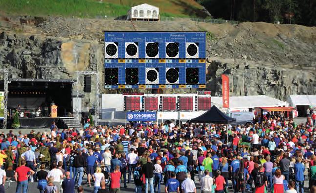 DET FRIVILLIGE SKYTTERVESEN Landsskytterstevnet - konkurranse og folkefest DFS har alltid vært preget av det gode miljøet, noe som kommer til sin fulle rett under det årlige Landsskytterstevnet - det