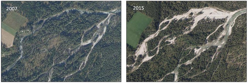 Hvis vi sammenligner flybilder fra 2007 og 2013 så fremgår det at mye bunntransportert materiale har blitt tilført og omformet elveløpene.