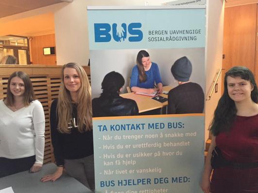 BUS medarbeidere på stand Studentsenteret BUS tok ansvar for å arrangere et