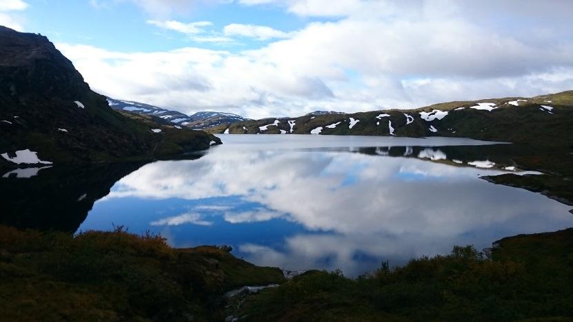 Godt frammøte. - Kystpilegrimstur Golta Nordsjøfartsmuseet, 13. september. Sund Turlag i samarbeid med Sund Kommune, Kyrkja, Nordsjøfartsmuseet, Nordsjøløypegruppa Ut mot havet og Glesvær Kafe.