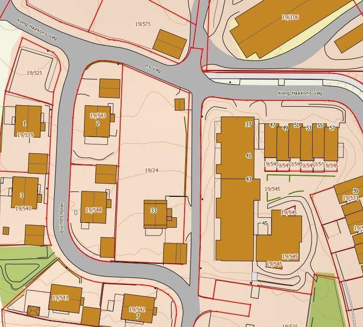 4.9 Forhold for barn og unge Planområdet ligger i en del av et nyetablert boligområde med mange barnefamilier. Det er meget kort vei til lekeplasser og grøntarealer.