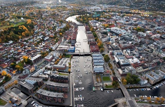 lingsplan for næringsplanen ble vedtatt i mars 2013. Budsjett 2014 opprettholder aktivitetsnivået fra 2013. Kunnskapsmiljøene er vårt største fortrinn i tillegg til at vi har en stor by i regionen.