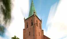 Orgelsolomesse). Oslo Domkirkes Ungdomskor er et kammerkor med rundt 20 sangere i aldersgruppen 16-26 år.